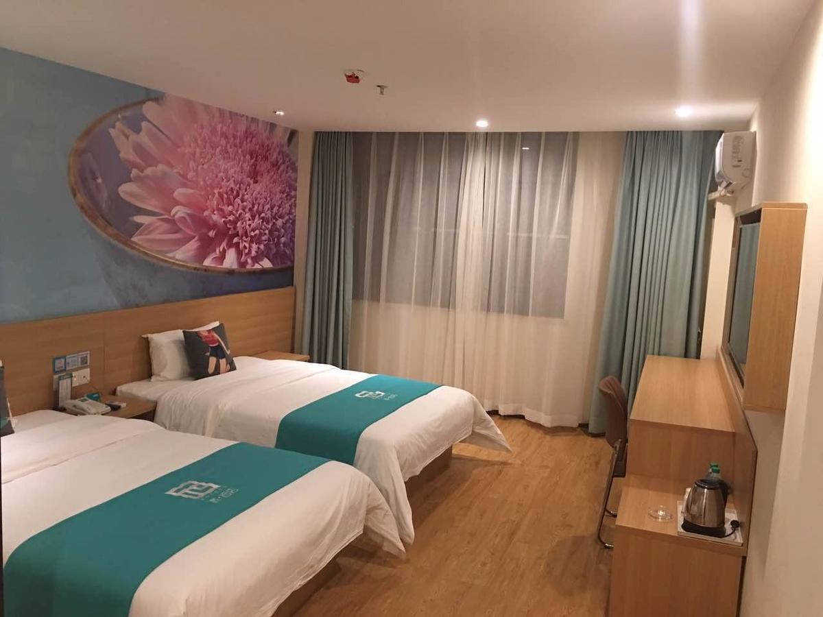 Pai Hotel Zhanjiang Xuwen מראה חיצוני תמונה